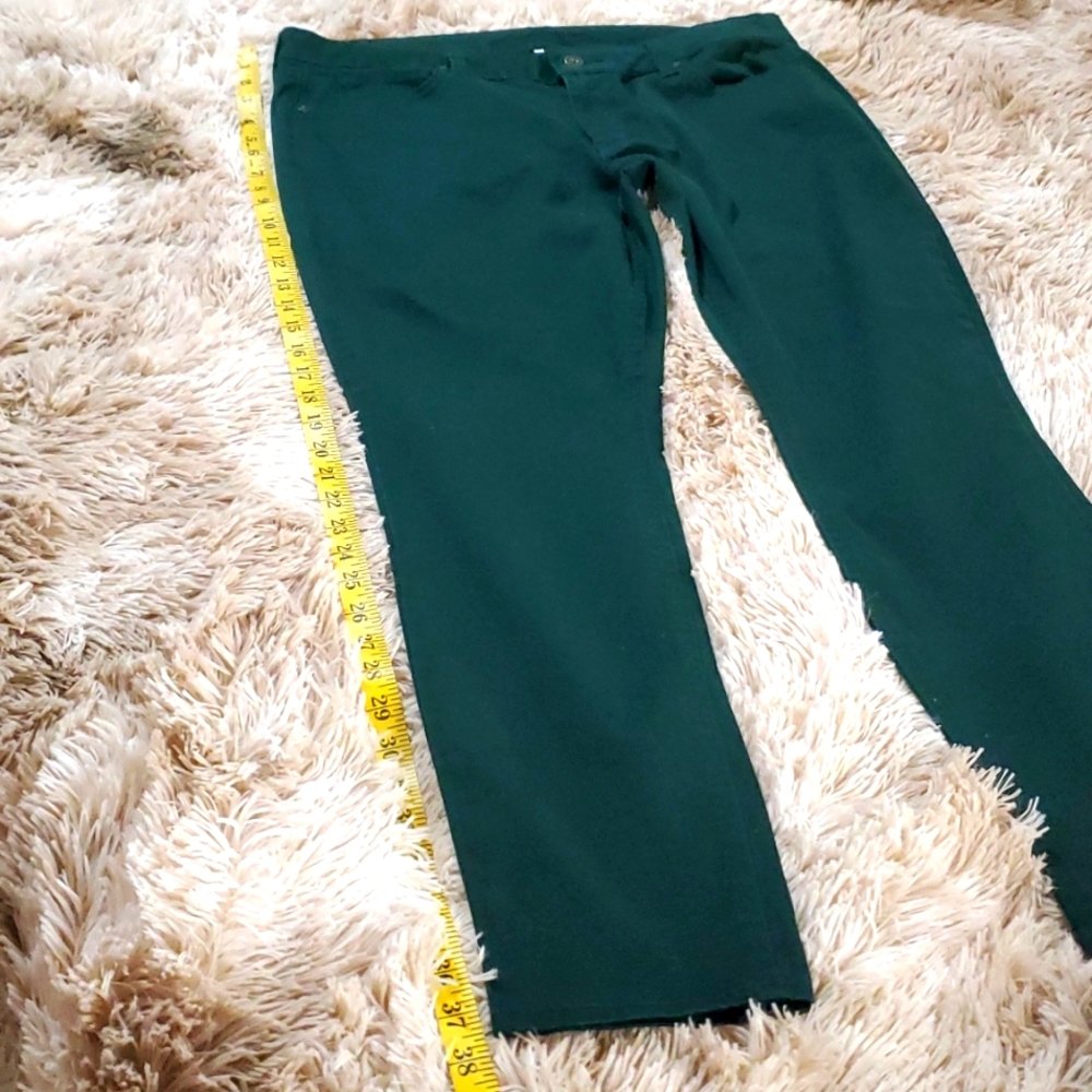 Arizona Jean Company women Juniors size 15 excellent conditions
